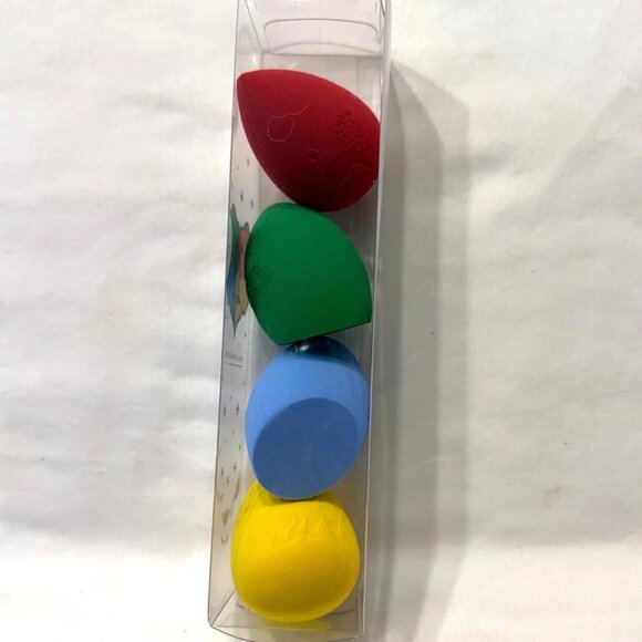 SOLD - 4pc Harry Potter Hogwarts Makeup Sponge Set Soft Teardrop New - Picture 2 of 10